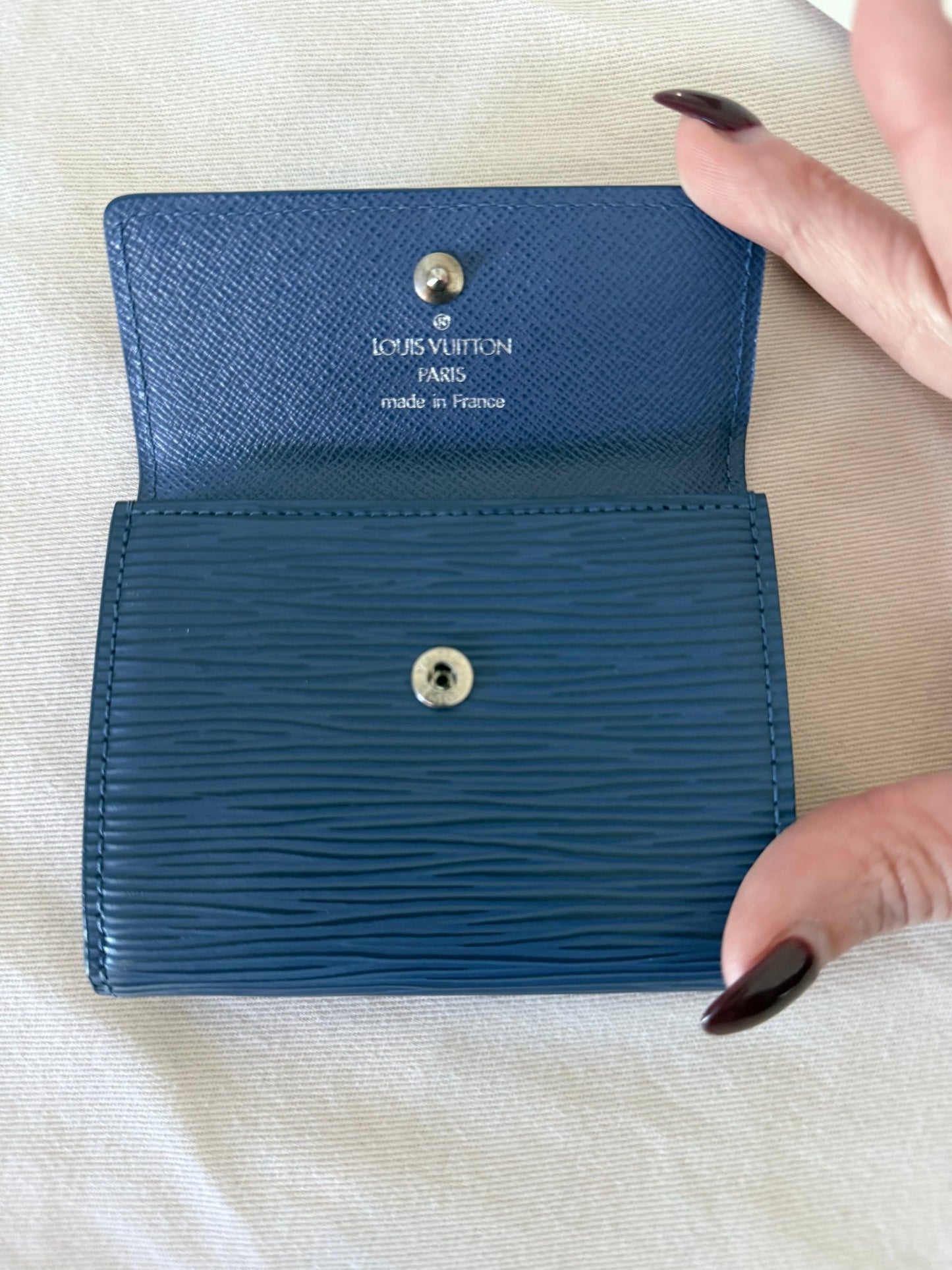 Louis Vuitton Epi Ludlow Wallet/Card Case - LuxeLadyConnoisseur